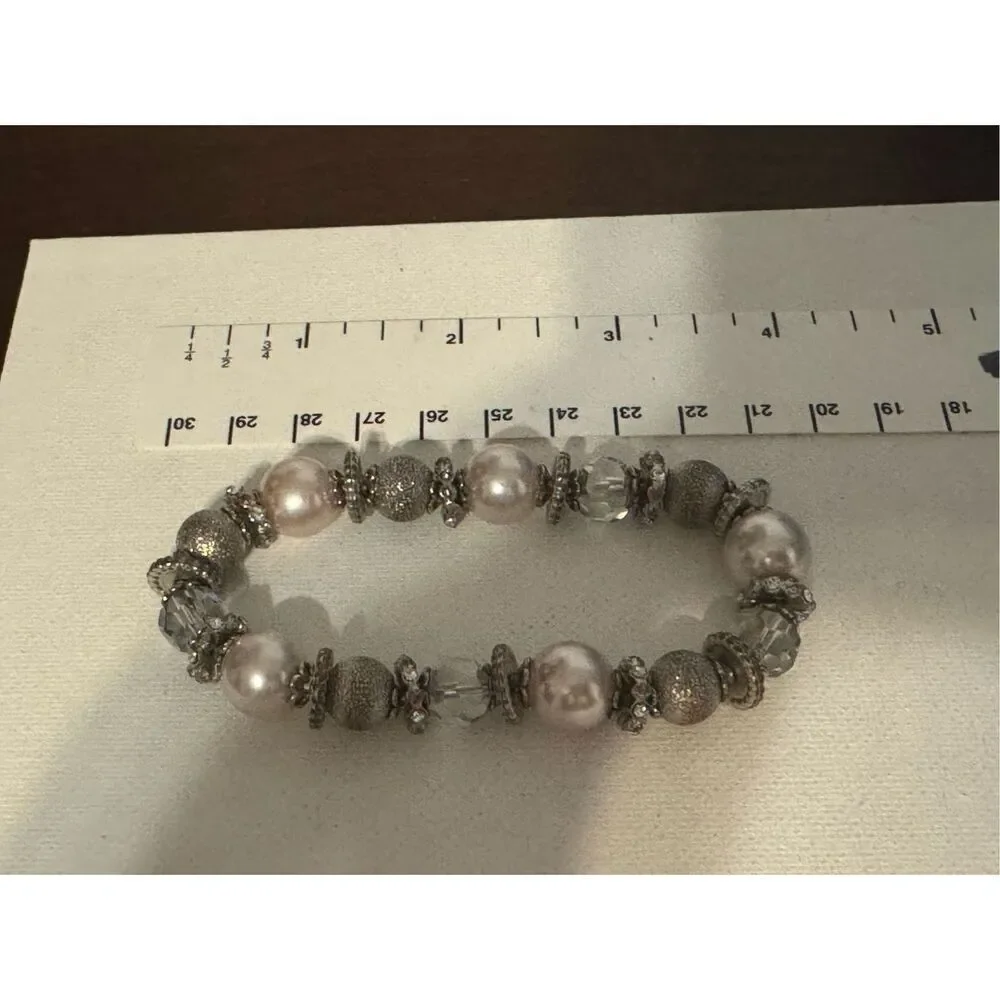 Women's Pink Silver Tone Pearly Rhinestone Beaded Bracelet Glam Western Feminine